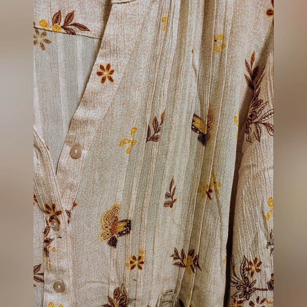 🌼🦋 2 PXL Coldwater Creek Tops: Spring Nature Bundle - Picture 6 of 10